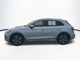 Audi Q5 2024 AWD quattro S line Premium Plus 45 TFSI 4dr SUV