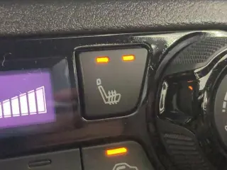 Nissan Kicks 2023 SR 4dr Crossover