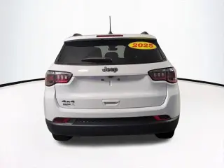 Jeep Compass 2025 4x4 Latitude 4dr SUV