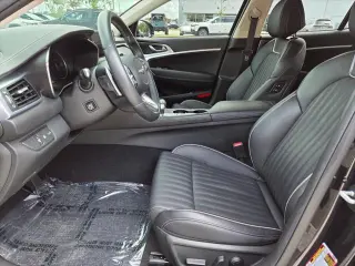 Genesis G70 2023 3.3T Standard 4dr Sedan