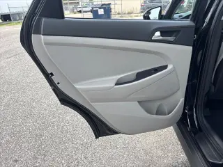 Hyundai TUCSON 2021 SE 4dr SUV