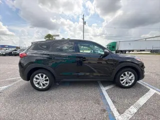 Hyundai TUCSON 2021 SE 4dr SUV