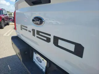 Ford F-150 2022 4x4 XL 4dr SuperCrew 5.5 ft. SB
