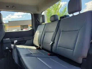 Ford F-150 2022 4x4 XL 4dr SuperCrew 5.5 ft. SB