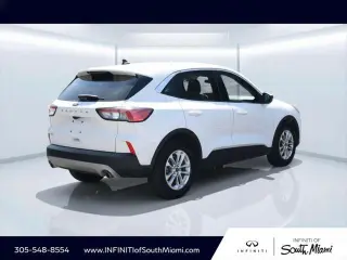 Ford Escape 2022 SE 4dr SUV