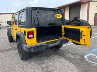 Jeep Wrangler Unlimited 2021 4x4 Willys 4dr SUV