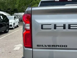 Chevrolet Silverado 1500 2023 4x4 RST 4dr Crew Cab 5.8 ft. SB