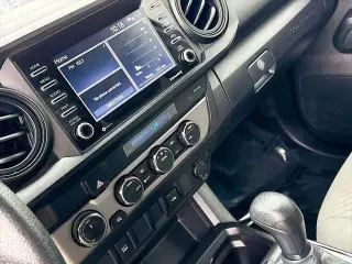 Toyota Tacoma 2022 4x4 SR V6 4dr Access Cab 6.1 ft LB