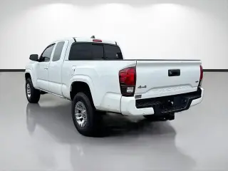 Toyota Tacoma 2022 4x4 SR V6 4dr Access Cab 6.1 ft LB
