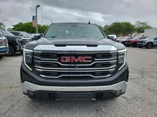 GMC Sierra 1500 2022 4x4 SLT 4dr Crew Cab 5.8 ft. SB