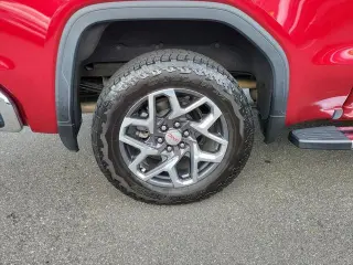 GMC Sierra 1500 2020 4x4 SLT 4dr Crew Cab 5.8 ft. SB