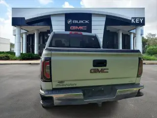 GMC Sierra 1500 2018 4x4 SLT 4dr Crew Cab 5.8 ft. SB