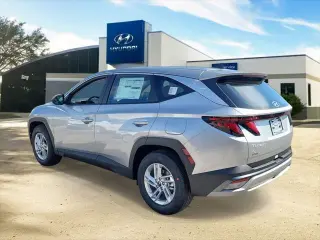 Hyundai TUCSON 2026 SE 4dr SUV