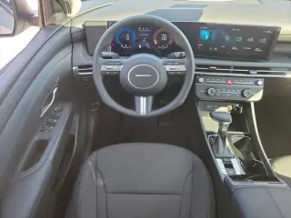 Hyundai TUCSON 2026 SE 4dr SUV