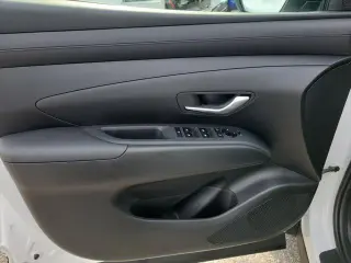 Hyundai TUCSON 2026 SE 4dr SUV