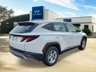 Hyundai TUCSON 2026 SE 4dr SUV