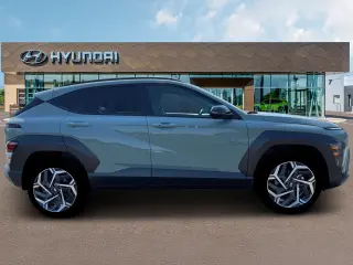 Hyundai KONA 2026 SEL Premium 4dr SUV