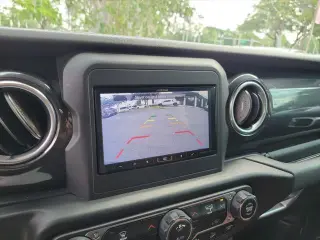 Jeep Wrangler Unlimited 2020 4x4 Sahara 4dr SUV