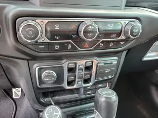 Jeep Wrangler Unlimited 2020 4x4 Sahara 4dr SUV