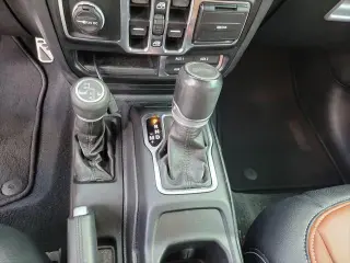 Jeep Wrangler Unlimited 2020 4x4 Sahara 4dr SUV