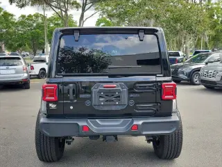 Jeep Wrangler Unlimited 2020 4x4 Sahara 4dr SUV