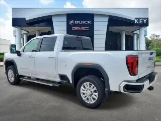 GMC Sierra 3500HD 2020 4x4 Denali 4dr Crew Cab SB SRW