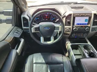 Ford F-250 Super Duty 2020 4x4 Lariat 4dr Crew Cab 6.8 ft. SB Pickup
