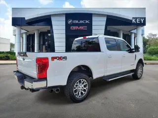Ford F-250 Super Duty 2020 4x4 Lariat 4dr Crew Cab 6.8 ft. SB Pickup