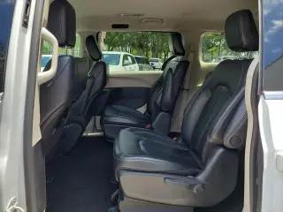 Chrysler Pacifica Hybrid 2022 Touring L 4dr Mini-Van