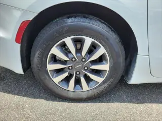 Chrysler Pacifica Hybrid 2022 Touring L 4dr Mini-Van