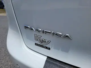 Chrysler Pacifica Hybrid 2022 Touring L 4dr Mini-Van
