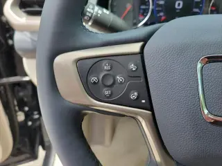 GMC Acadia 2023 Denali 4dr SUV