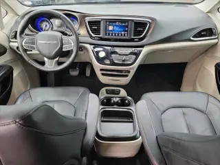 Chrysler Pacifica 2019 Touring L 4dr Mini-Van