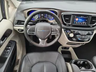 Chrysler Pacifica 2019 Touring L 4dr Mini-Van