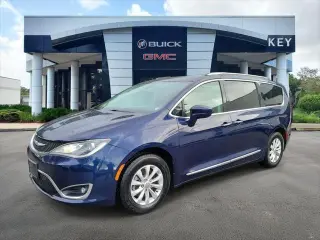 Chrysler Pacifica 2019 Touring L 4dr Mini-Van