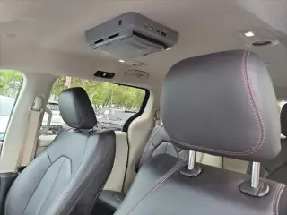 Chrysler Pacifica 2019 Touring L 4dr Mini-Van