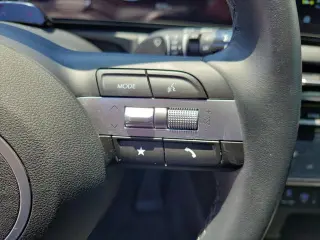 Hyundai TUCSON 2026 SEL Premium 4dr SUV