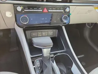 Hyundai TUCSON 2026 SEL Premium 4dr SUV
