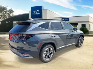 Hyundai TUCSON 2026 SEL Premium 4dr SUV