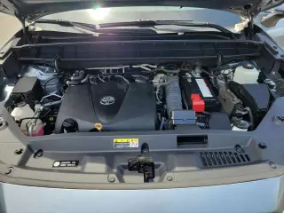 Toyota Highlander 2021 AWD XLE 4dr SUV