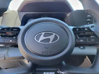 Hyundai ELANTRA 2025 SEL Sport 4dr Sedan