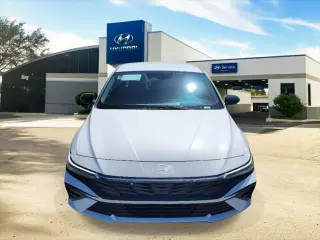 Hyundai ELANTRA 2025 SEL Sport 4dr Sedan