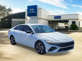 Hyundai ELANTRA 2025 SEL Sport 4dr Sedan