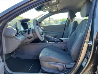 Hyundai ELANTRA 2026 SEL Sport 4dr Sedan