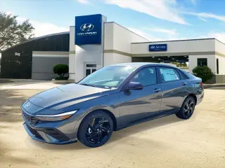 Hyundai ELANTRA 2026 SEL Sport 4dr Sedan