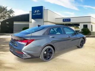 Hyundai ELANTRA 2026 SEL Sport 4dr Sedan