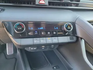 Hyundai ELANTRA 2026 SEL Sport 4dr Sedan