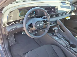 Hyundai ELANTRA 2026 SEL Sport 4dr Sedan
