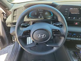 Hyundai ELANTRA 2026 SEL Sport 4dr Sedan