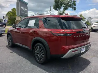 Nissan Pathfinder 2024 SL 4dr SUV